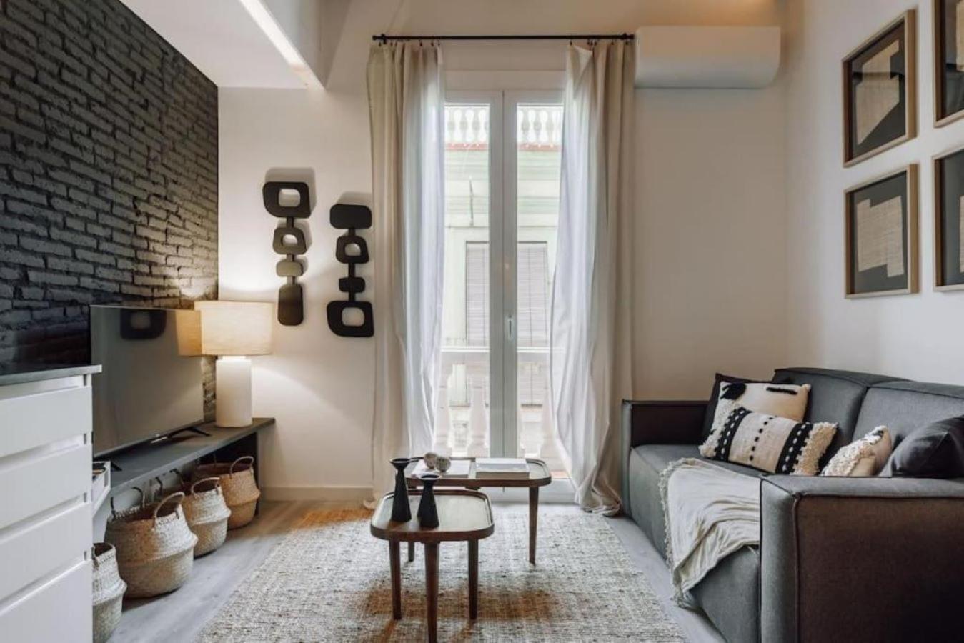 Asoa - One Bedroom In Gracia Appartamento